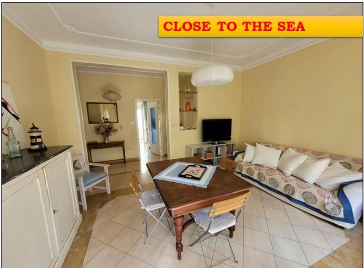 Appartamento Stella Marina A Due Passi Dal Mare E Dal Centro Marina Di Carrara Extérieur photo
